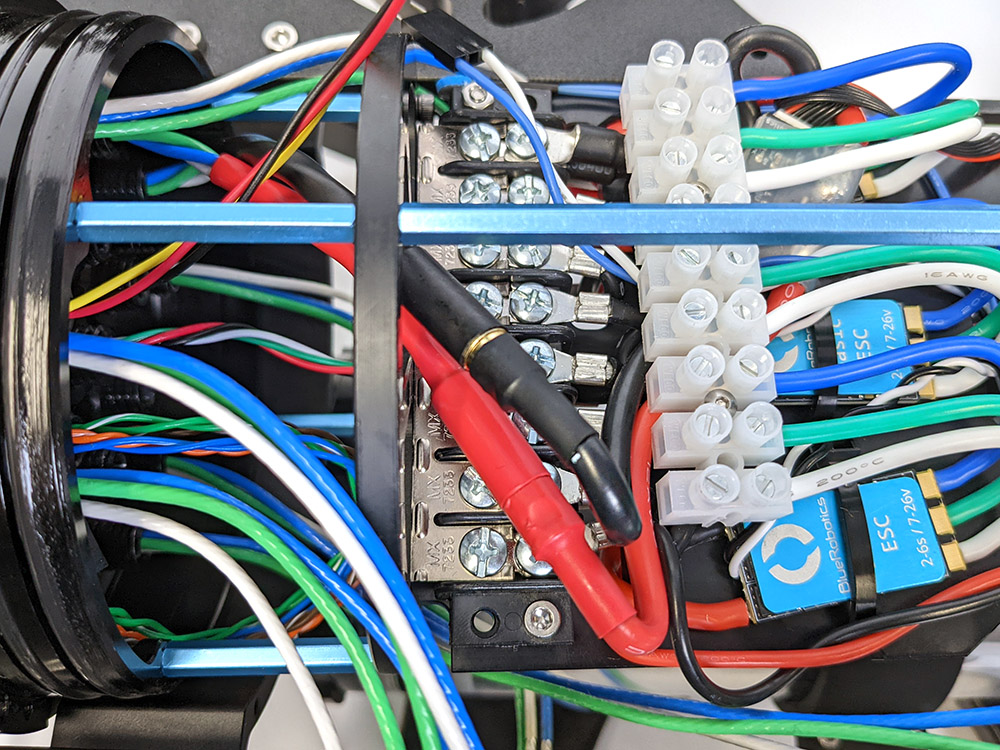 brov2-r4-assem-connect-pwr